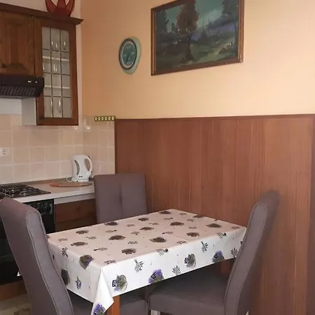 Apartment Alex 2 Apartamento *